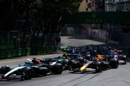 Voormalig teamgenoot Lewis Hamilton aast op meerjarige deal in de Formule 1