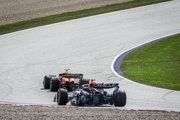 Christian Horner verdenkt Norris van opzettelijk crashen met Max Verstappen in Oostenrijk