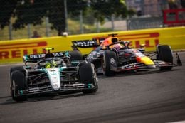 Max Verstappen en Lewis Hamilton voeren bijzondere Formule 1-ranglijst aan, Sergio Pérez op P8