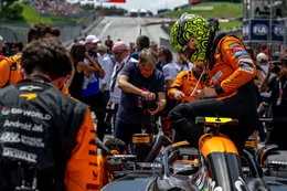 Olav Mol zag Lando Norris wegkomen met overtreding waar Red Bull gridstraf voor kreeg