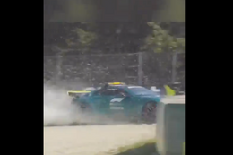 Video: Safety-car crasht tijdens verkenningsronde op Monza