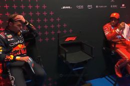 Video: Het onderonsje tussen Charles Leclerc, Carlos Sainz en Max Verstappen in de cooldown room na afloop van de race