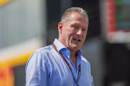 Jos Verstappen haalt hard uit naar Jack Plooij na claim over Mercedes-transfer zoon Max
