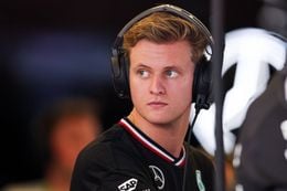 Mick Schumacher zorgt voor verbazing met emotioneel bericht op Instagram