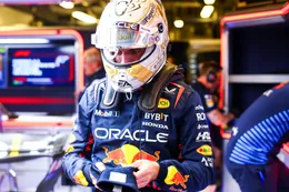 Stewards helpen geruchten over Verstappen-complot niet na dubieuze beslissingen in Abu Dhabi