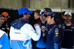 Christian Horner ziet zowel Sergio Pérez als Daniel Ricciardo terugkeren in Formule 1