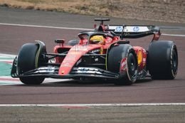 Lewis Hamilton komt met statement na eerste testrit in Ferrari-bolide