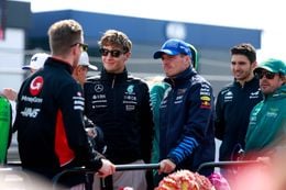 Viaplay-analist uit stevige kritiek op 'overdreven' aanpak Max Verstappen: 'Het is gewoon niet mooi'