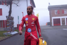 Video: Achter de schermen tijdens de eerste testrit van Lewis Hamilton bij Ferrari