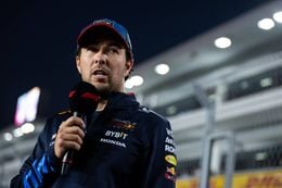 Sergio Pérez komt weken na ontslag bij Red Bull met een bizarre reactie op de proppen