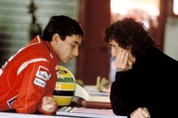 Alain Prost kritisch over nieuwe Senna-serie op Netflix: 'Dat zou Ayrton niet leuk vinden...'