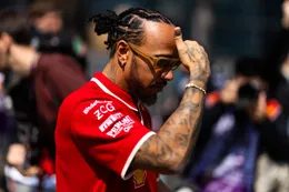 Lewis Hamilton haalt uit naar Max Verstappen wegens 'misbruik': 'Die arme man...'