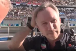 Video: Ted Kravitz zet Christian Horner voor het blok en krijgt onverwacht antwoord op vraag over aanblijven Liam Lawson