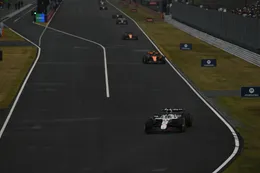 Optreden Max Verstappen in Japan baart George Russell grote zorgen