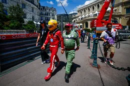 Ferrari grijpt in en past auto Lewis Hamilton aan voor kwalificatie Monaco