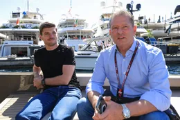 Jos Verstappen duidelijk over Red Bull-toekomst Max Verstappen: 'Als het daar positief verloopt...'
