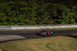 Video: Rij het eerste rondje van Max Verstappen mee in een helikoptervlucht over de Nürburgring Nordschleife