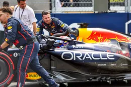 Max Verstappen laat Red Bull-monteurs zweten: 'Ik dat dat dat te makkelijk is'