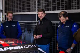 Max Verstappen door teambaas uitgenodigd voor overstap naar andere raceklasse
