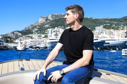 Splinternieuwe jacht van Max Verstappen gespot in de haven van Monaco
