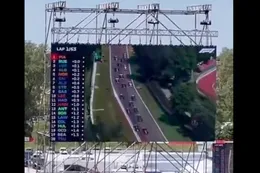 Video: Ferrari-fans reageren op prachtige wijze op inhaalactie Max Verstappen in Imola