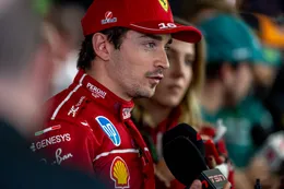 Charles Leclerc onthult bizarre wijze waarop Ferrari nog kampioen kan worden