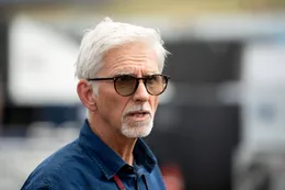 Damon Hill deelt duidelijke mening over crash Max Verstappen: 'Zoals gewoonlijk...'