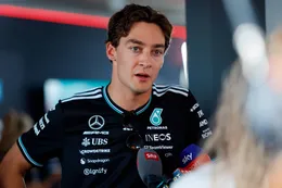 George Russell haalt hard uit naar Max Verstappen na crash in Spanje
