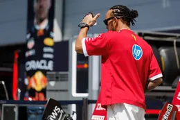 Voormalig teamgenoot Lewis Hamilton komt met bizar gerucht over Ferrari
