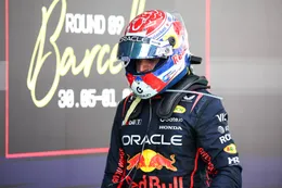 Max Verstappen op zijn plek gezet door familievriend na crash in Spanje