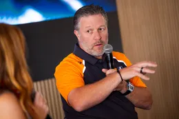 De reactie van Zak Brown op de zware crash tussen Lando Norris en Oscar Piastri