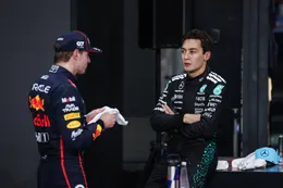 'George Russell gooit kont tegen de krib en houdt Mercedes-transfer Max Verstappen tegen'