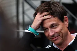 Toto Wolff verspreekt zich in interview en verklapt toekomstplan Max Verstappen