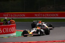 Red Bull-rijder weigert in te gaan op oorzaak pijnlijk raceweekend: 'Heel erg frustrerend...'