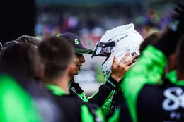 Prachtig: het bijzondere radiobericht van Gabriel Bortoleto aan teamgenoot Nico Hülkenberg na podium in Groot-Brittannië