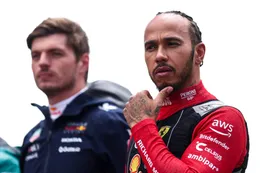 Voormalig F1-teambaas plaatst Lewis Hamilton boven Max Verstappen: 'Dat heeft Max niet'