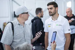 Rinus VeeKay krijgt het aan de stok met collega op social media na crash in IndyCar-race