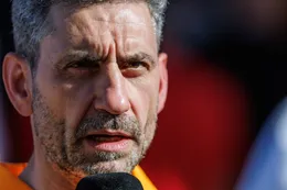 McLaren gaat onderzoek instellen naar Max Verstappen na Grand Prix Groot-Brittannië