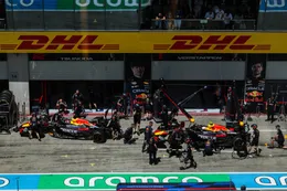 Red Bull gebruikt heftige ingreep bij teamgenoot Max Verstappen