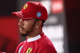 Sky Sports behandelt bizarre theorie: Lewis Hamilton wordt bewust gesaboteerd door Ferrari