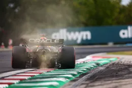 Red Bull-technici staan met mond vol tanden: 'Wat is er aan de hand?'