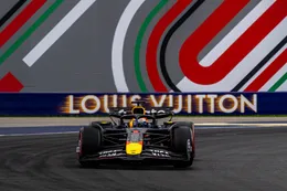 Red Bull stelt weinig meer voor en wordt 'topteam'-titel ontnomen
