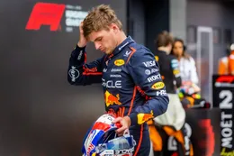Max Verstappen raakt geëmotioneerd door pijnlijke breuk