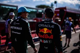 Britse pers zaait twijfels over toekomstplannen Max Verstappen met gerucht over George Russell