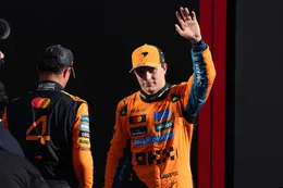 Zak Brown laat van zich horen op social media na bizarre McLaren-beslissing
