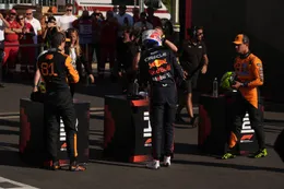 Max Verstappen komt met duidelijk bericht na controversiële stalorders bij McLaren