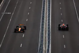 Max Verstappen zaait angst bij McLaren met pole in Azerbeidzjan