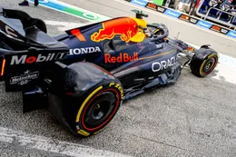 Schumacher komt met bizarre claim over titelkansen Max Verstappen in aanloop naar GP Azerbeidzjan