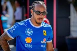 Genadeloos oordeel geveld over verwende Lewis Hamilton