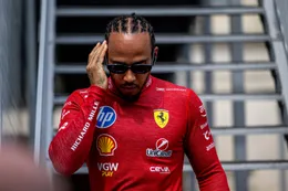 Lewis Hamilton neemt geen blad voor de mond en wijst schuldige aan na schokkend resultaat in Azerbeidzjan